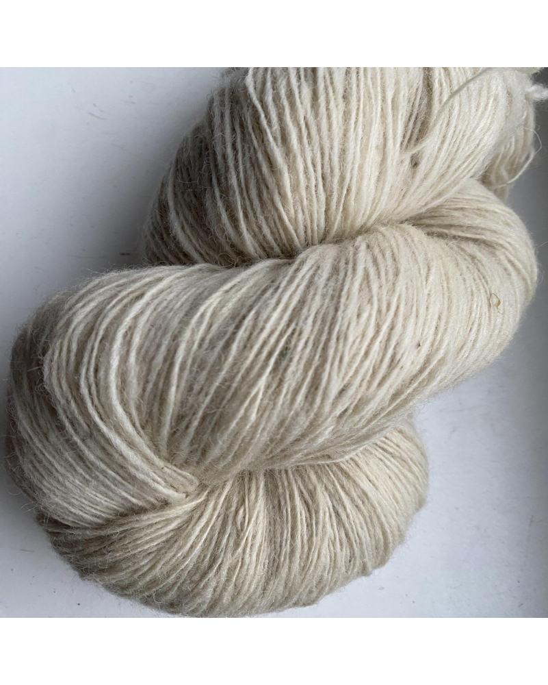 "Dundaga"- latvian sheep/merino wool 6/1 lace